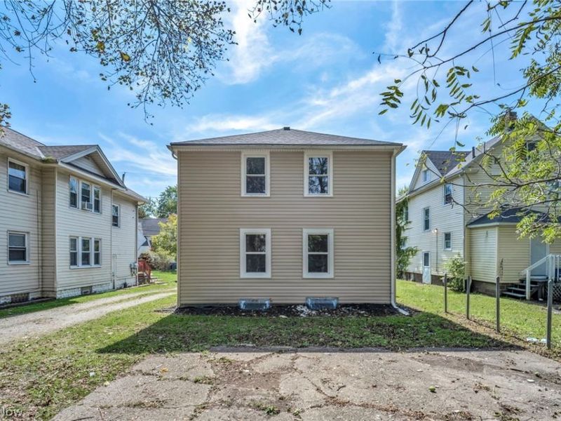 907 Whittier Avenue, Akron, OH 44320 Photo 30