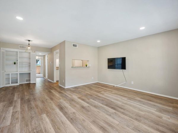 2425 Ashdale DR, Unit 29, Austin, TX 78757