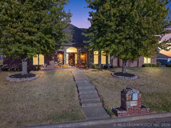 4116 Stonecreek Drive, Muskogee, OK 74403