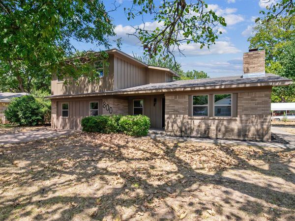800 W 6th , Ada, OK 74820