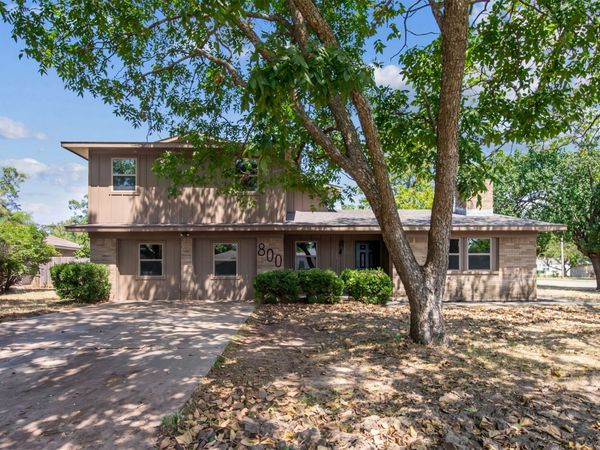 800 W 6th , Ada, OK 74820