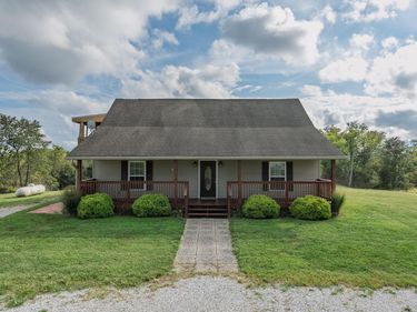 3926 Hogg Ridge Road, Williamstown, KY 41097