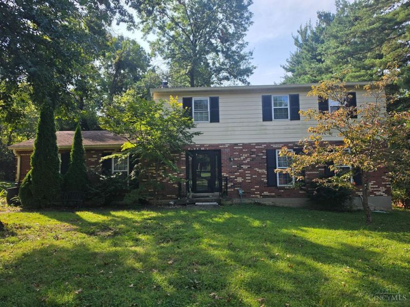 7651 Burlinehills Court, Anderson Township, OH 45244 Photo 2