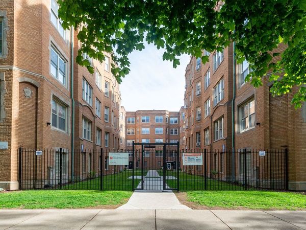 1347 W Estes Avenue , Unit D1, Chicago, IL 60626