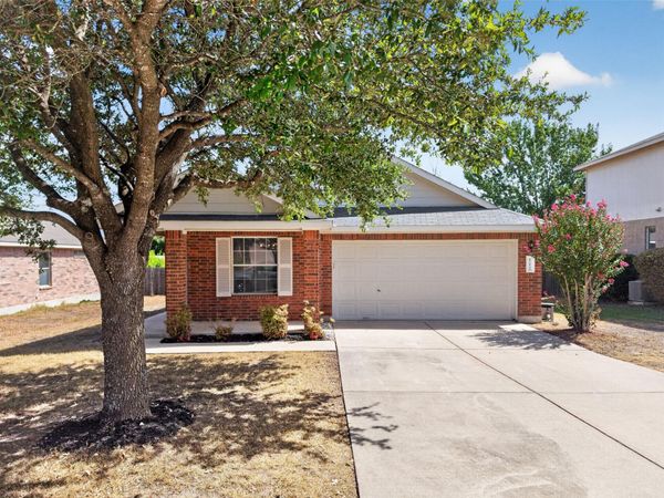 112 Northern TRL , Leander, TX 78641