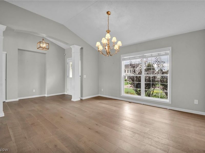 1621 Cadney Street NE, Canton, OH 44714 Photo 9