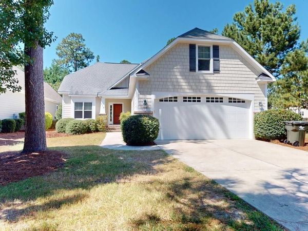 112 S Bracken Fern Lane, Southern Pines, NC 28387