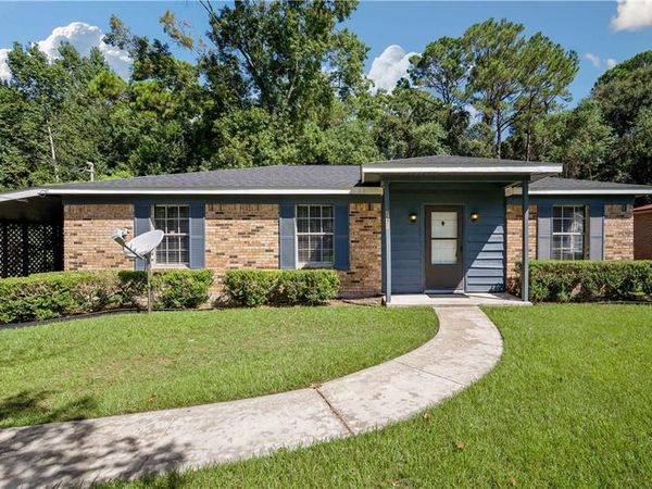 2670 Atoll Drive, Mobile, AL 36605