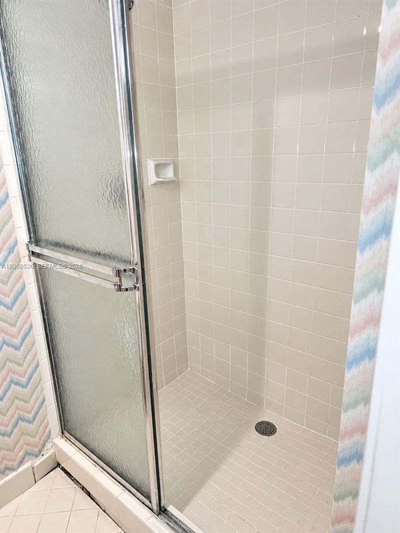 1717 Whitehall Dr, Unit 304, Davie, FL 33324 Photo