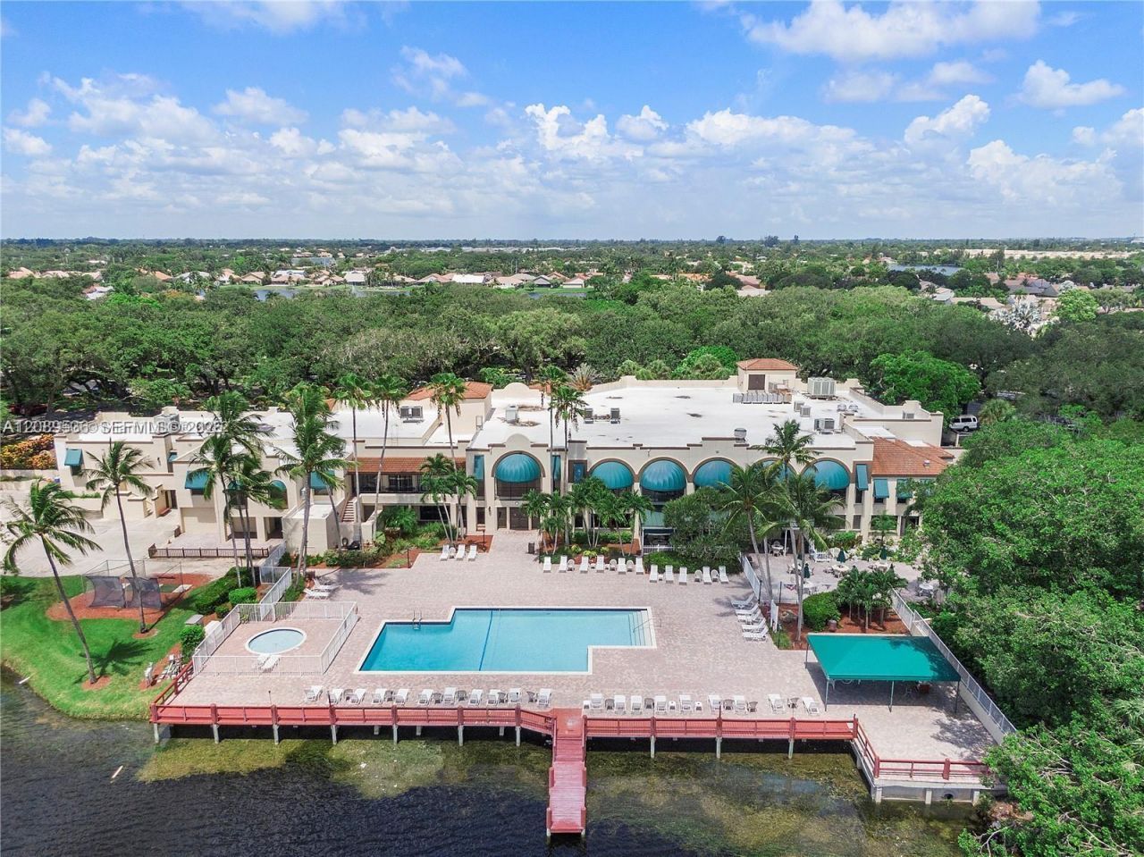 1717 Whitehall Dr, Unit 304, Davie, FL 33324 Photo