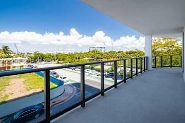 580 72 Street, Unit 201, Miami Beach, FL 33141 Photo