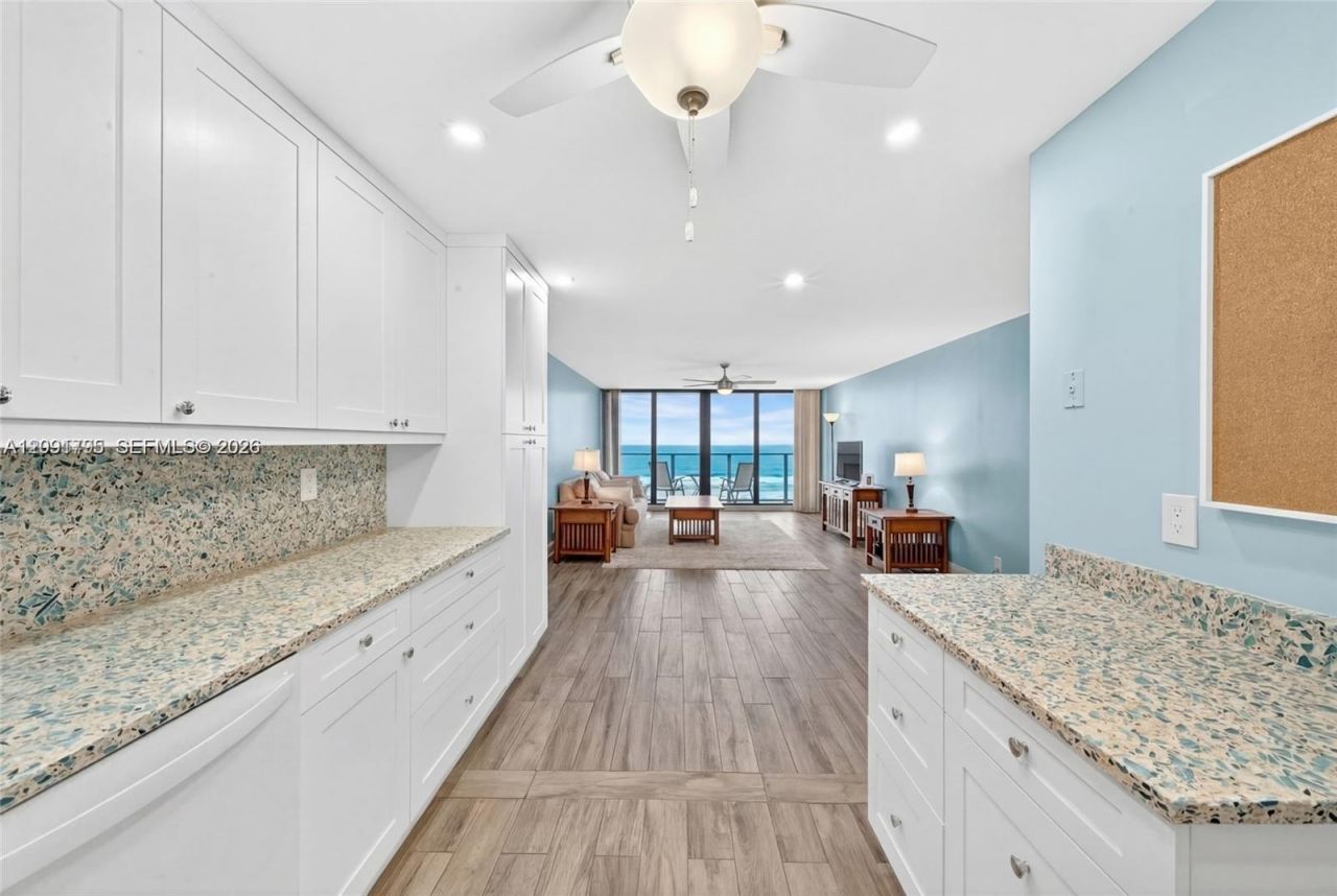 2301 S Ocean Dr, Unit 2302, Hollywood, FL 33019 Photo