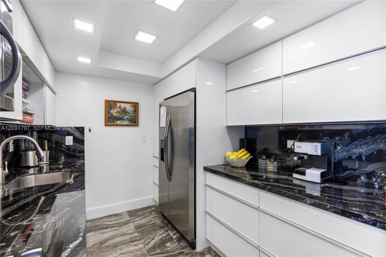 20355 NE 34th Ct , Unit 1422, Aventura, FL 33180 Photo