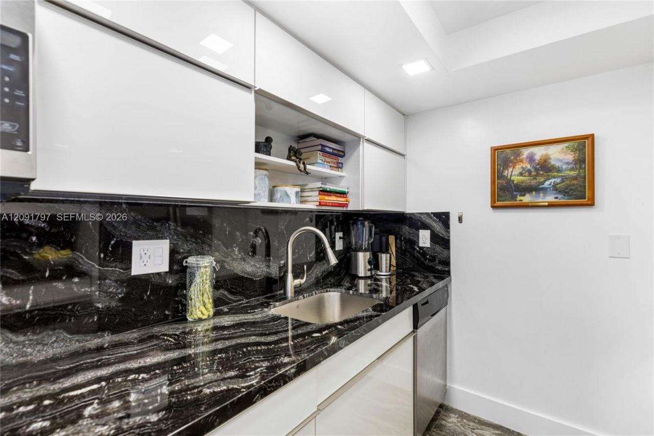 20355 NE 34th Ct , Unit 1422, Aventura, FL 33180 Photo