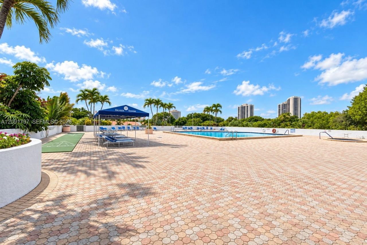20355 NE 34th Ct , Unit 1422, Aventura, FL 33180 Photo