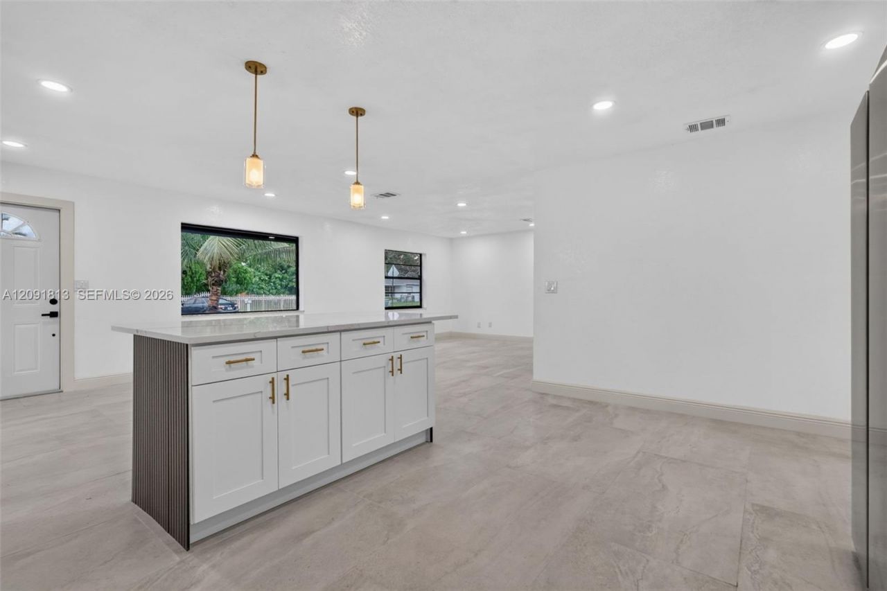 20352 NW 39th Ct , Miami Gardens, FL 33055 Photo