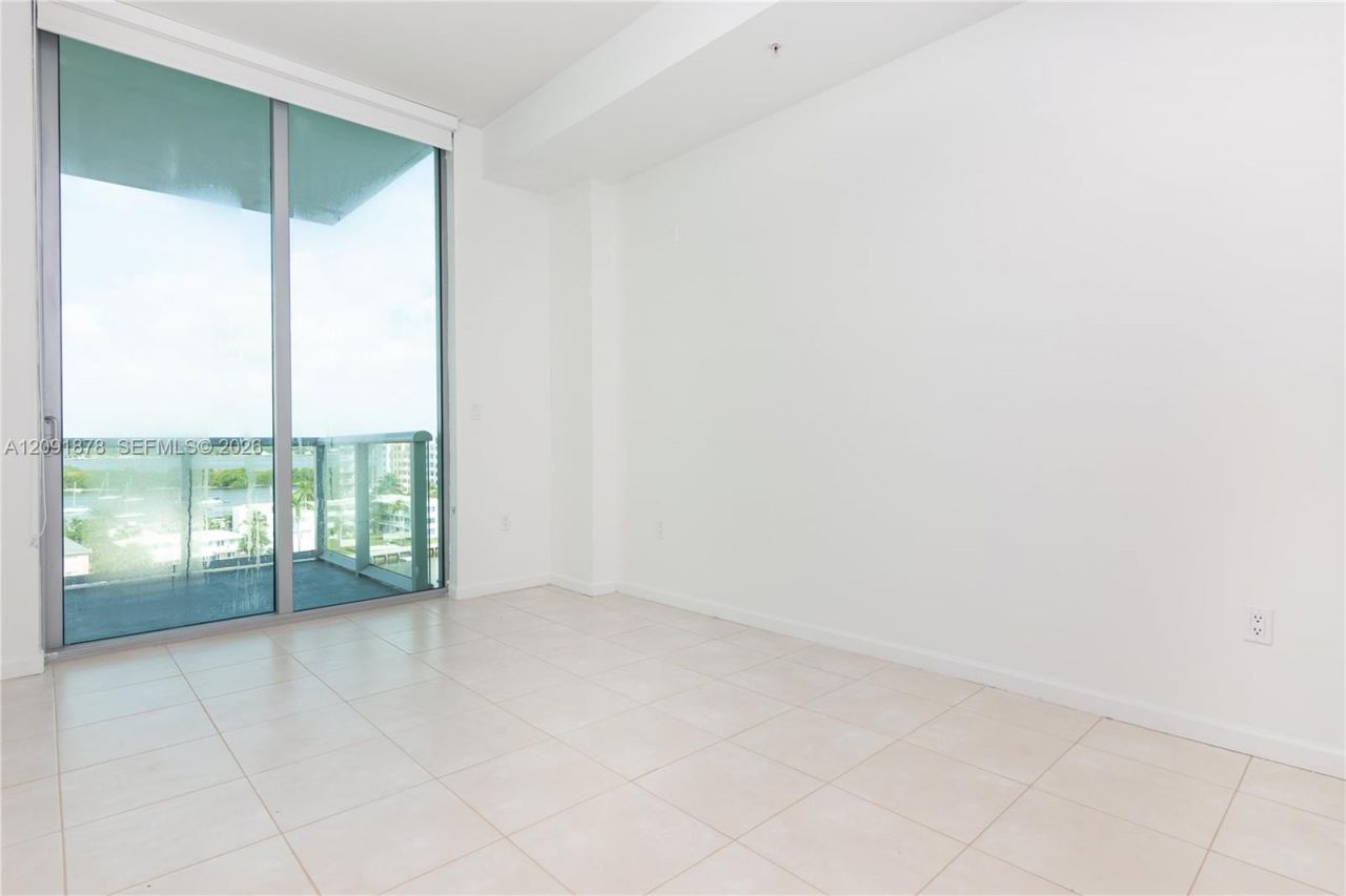 7928 East Dr, Unit 903, North Bay Village, FL 33141 Photo