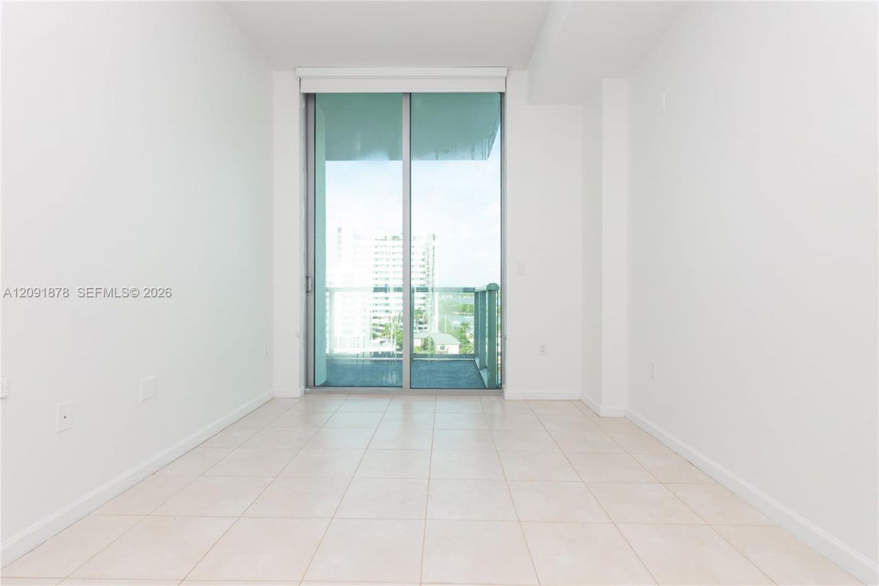 7928 East Dr, Unit 903, North Bay Village, FL 33141 Photo