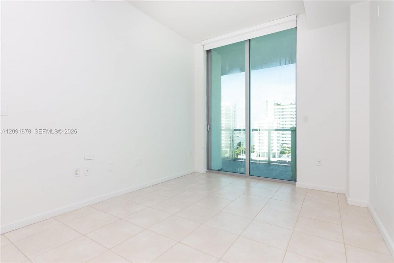 7928 East Dr, Unit 903, North Bay Village, FL 33141 Photo