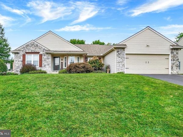593 HARVEST DRIVE , YORK, PA 17404