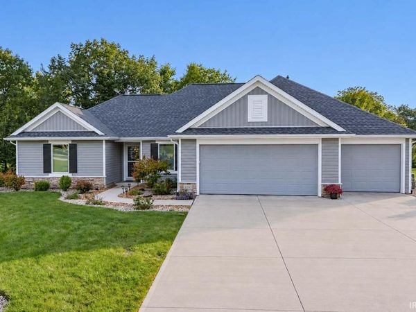 200 W Winterhaven Drive, Warren, IN 46792