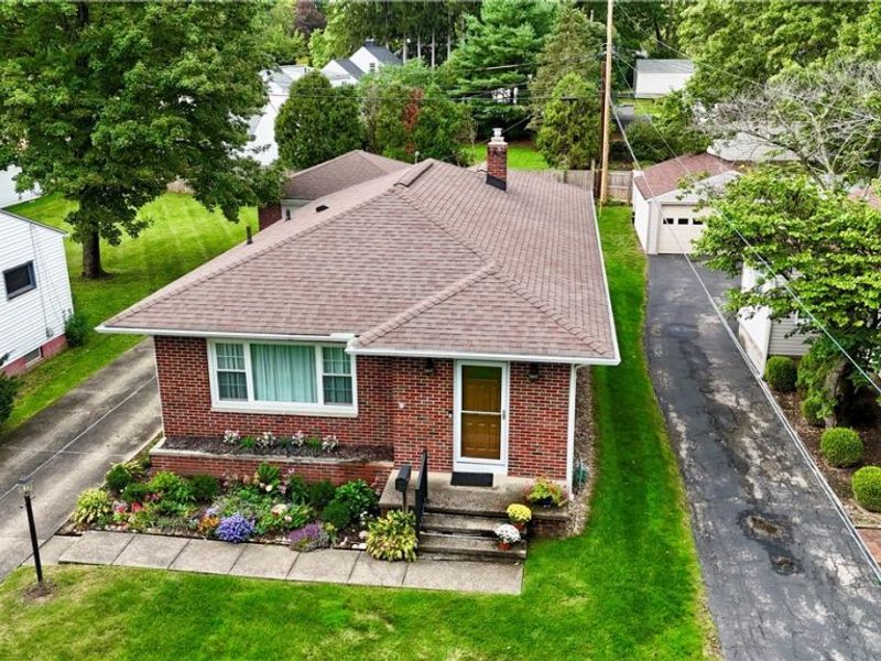222 N Pershing Avenue, Akron, OH 44313 Photo 2