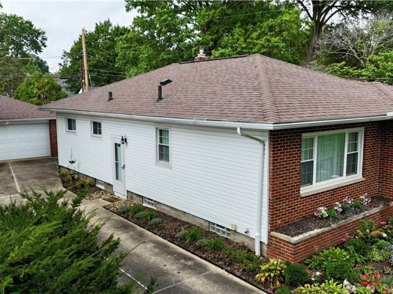222 N Pershing Avenue, Akron, OH 44313 Photo 5