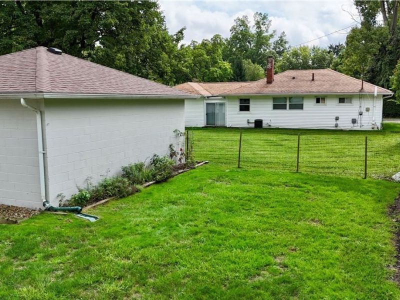 222 N Pershing Avenue, Akron, OH 44313 Photo 6