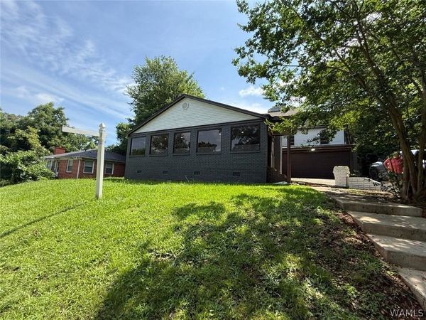 221 Short 24th Avenue E, Tuscaloosa, AL 35404