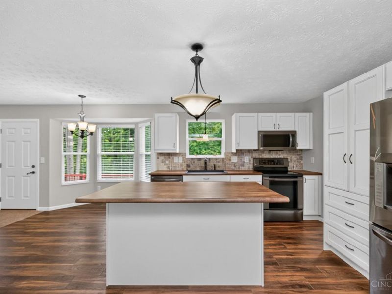 1321 Covedale Lane, Batavia Township, OH 45102 Photo 13
