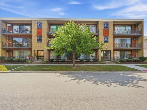 5317 W 96th Street , Unit 5, Oak Lawn, IL 60453