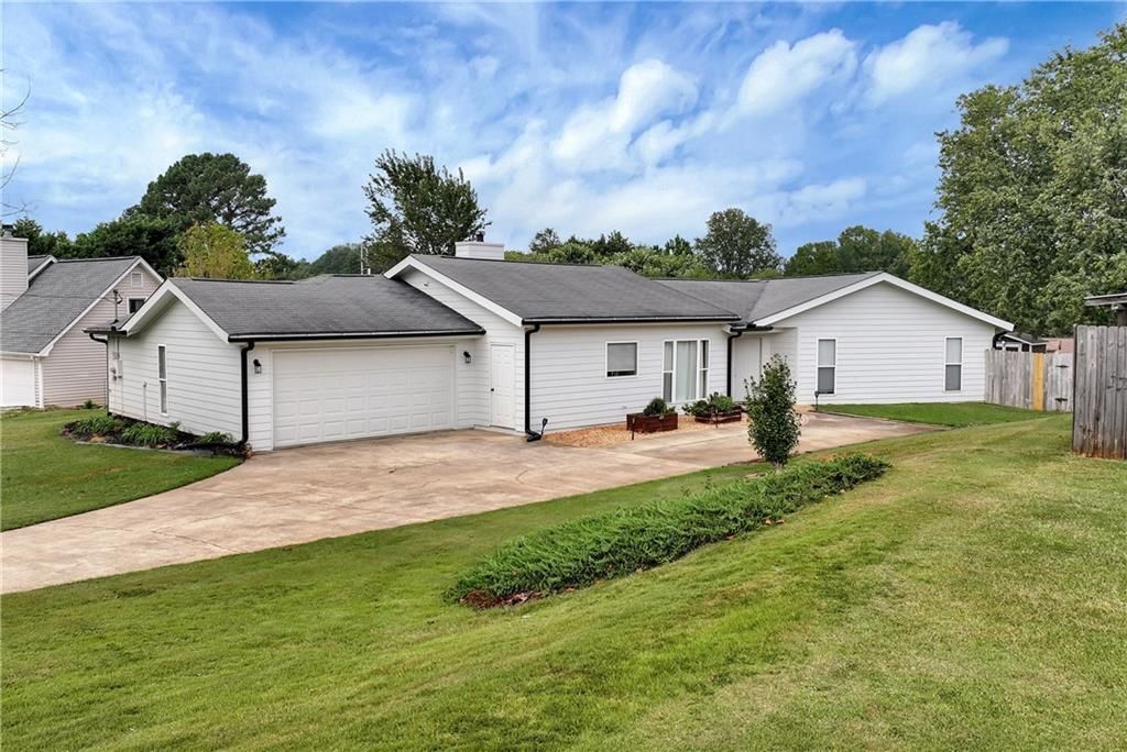 5640 Raintree Trce, Oakwood, GA 30566 Main Photo