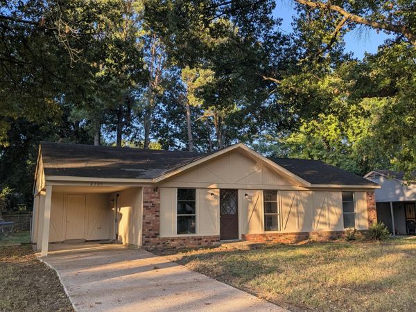 2705 Magnolia Drive, Horn Lake, MS 38637