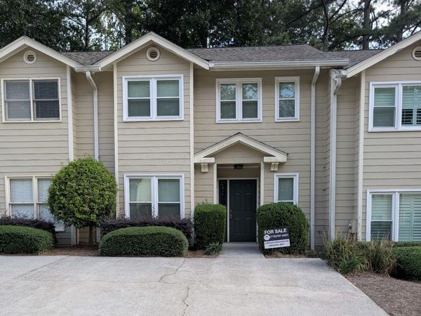 230 Peachtree Hollow Court, Atlanta, GA 30328