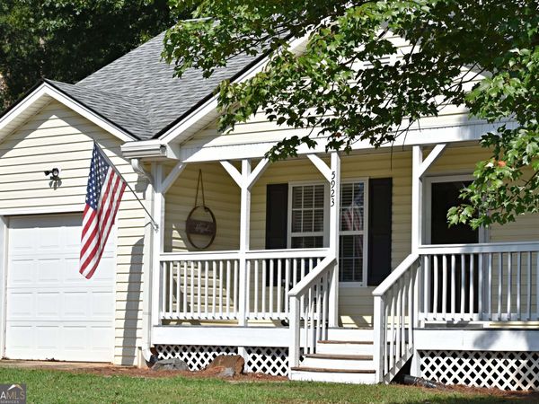 5923 Carter Street, Lula, GA 30554