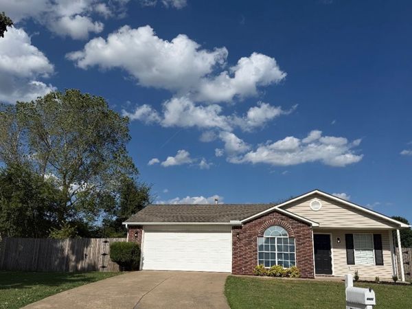 8921 N 148th East Avenue , Owasso, OK 74055