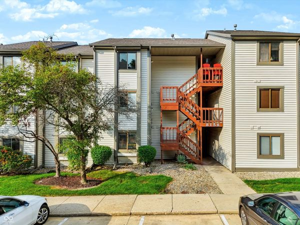 8158 Shorewalk Drive, Unit A, Indianapolis, IN 46236