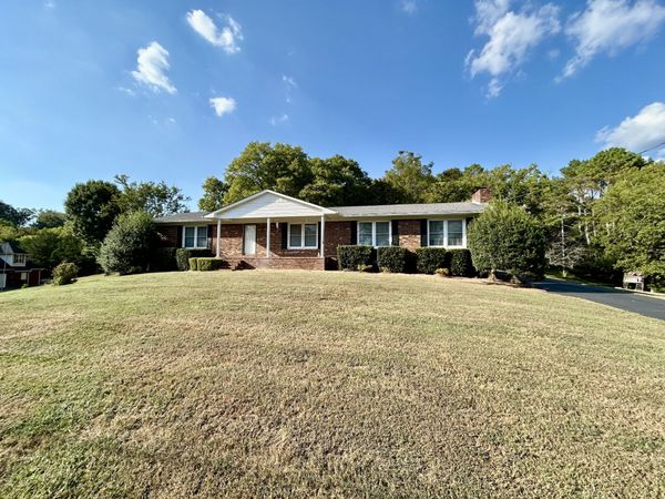 2022 Joann St , Pulaski, TN 38478
