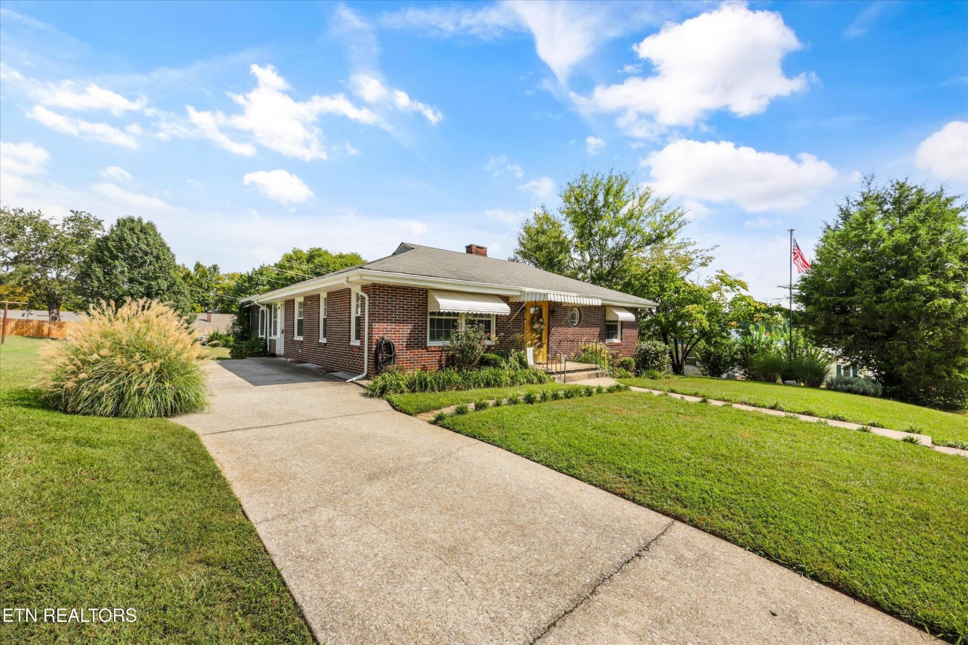 1224 Park St, Sweetwater, TN 37874 Main Photo