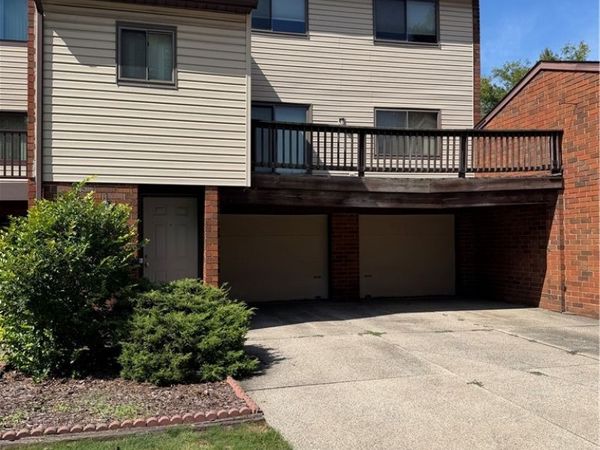402 Rockys Run Road , Akron, OH 44319