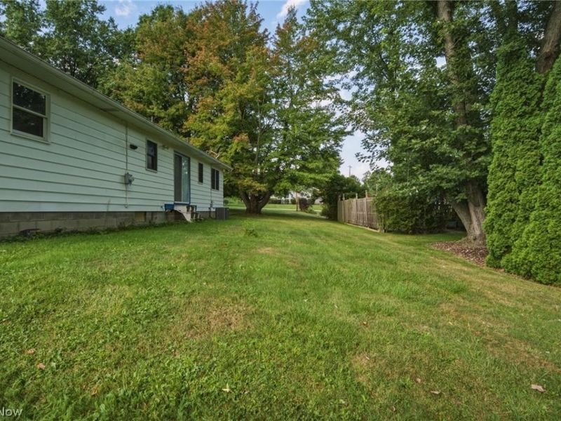 3197 Greenbrier Drive, Norton, OH 44203 Photo 28