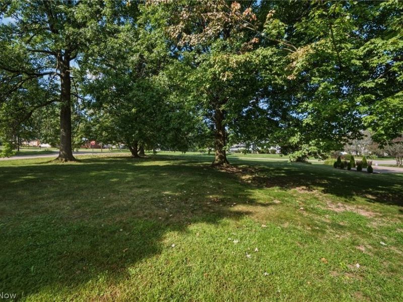 3197 Greenbrier Drive, Norton, OH 44203 Photo 31