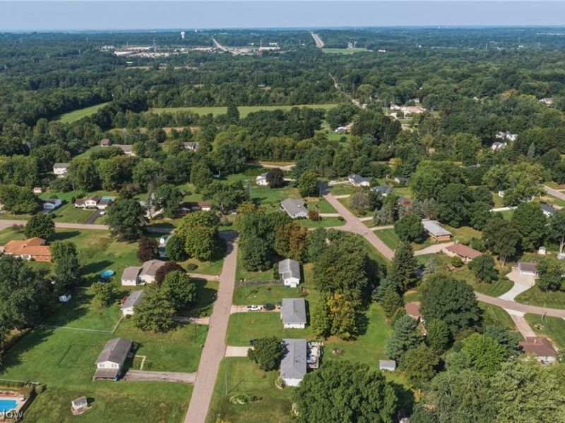 3197 Greenbrier Drive, Norton, OH 44203 Photo 35