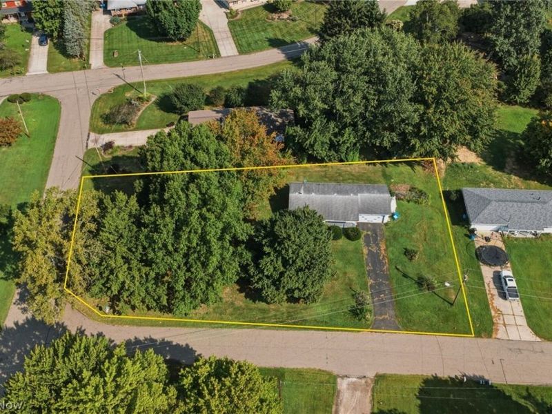 3197 Greenbrier Drive, Norton, OH 44203 Photo 5