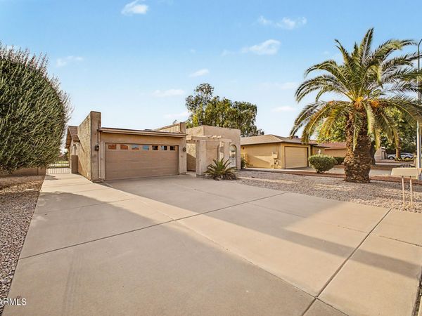 25248 S PIMA Place, Sun Lakes, AZ 85248