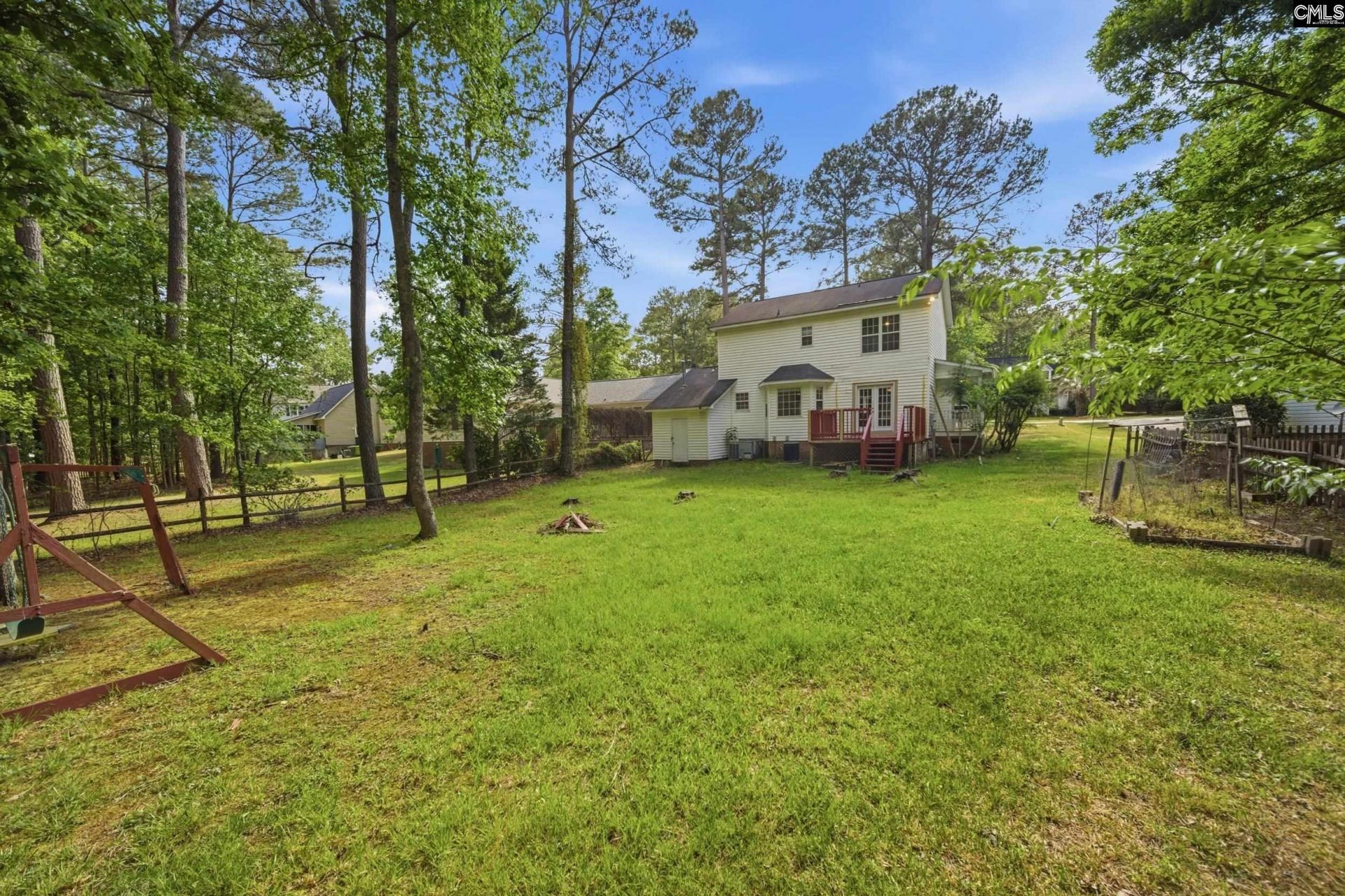 319 Brook Hollow Drive  Photo 14