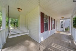 319 Brook Hollow Drive  photo 4
