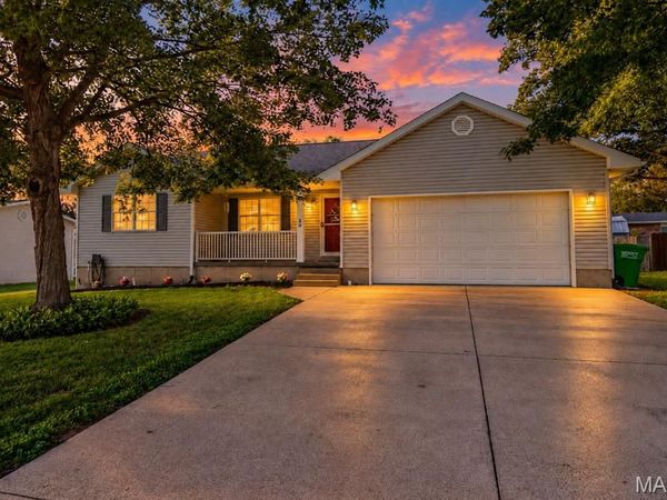 20 Ava Court , Farmington, MO 63640