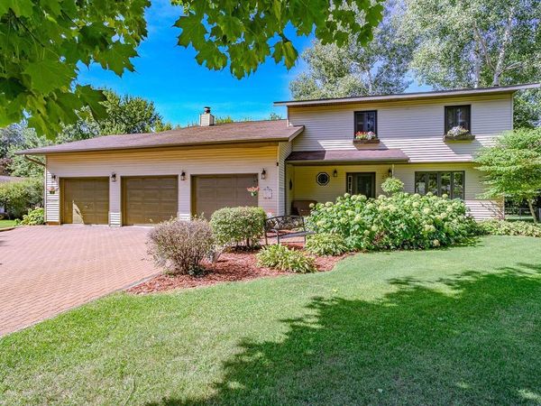 2279 RICKIE DRIVE, Kronenwetter, WI 54455