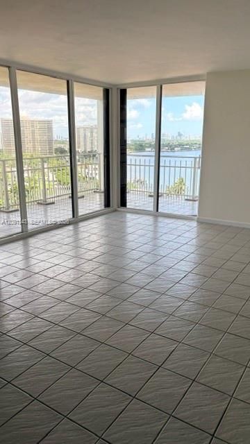 4000 Towerside Ter , Unit 1403, Miami, FL 33138 Photo